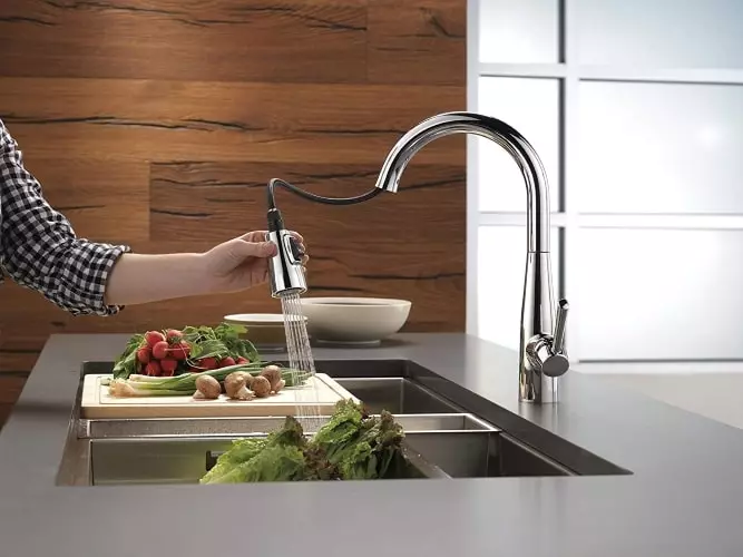 touchless kitchen faucet reviews